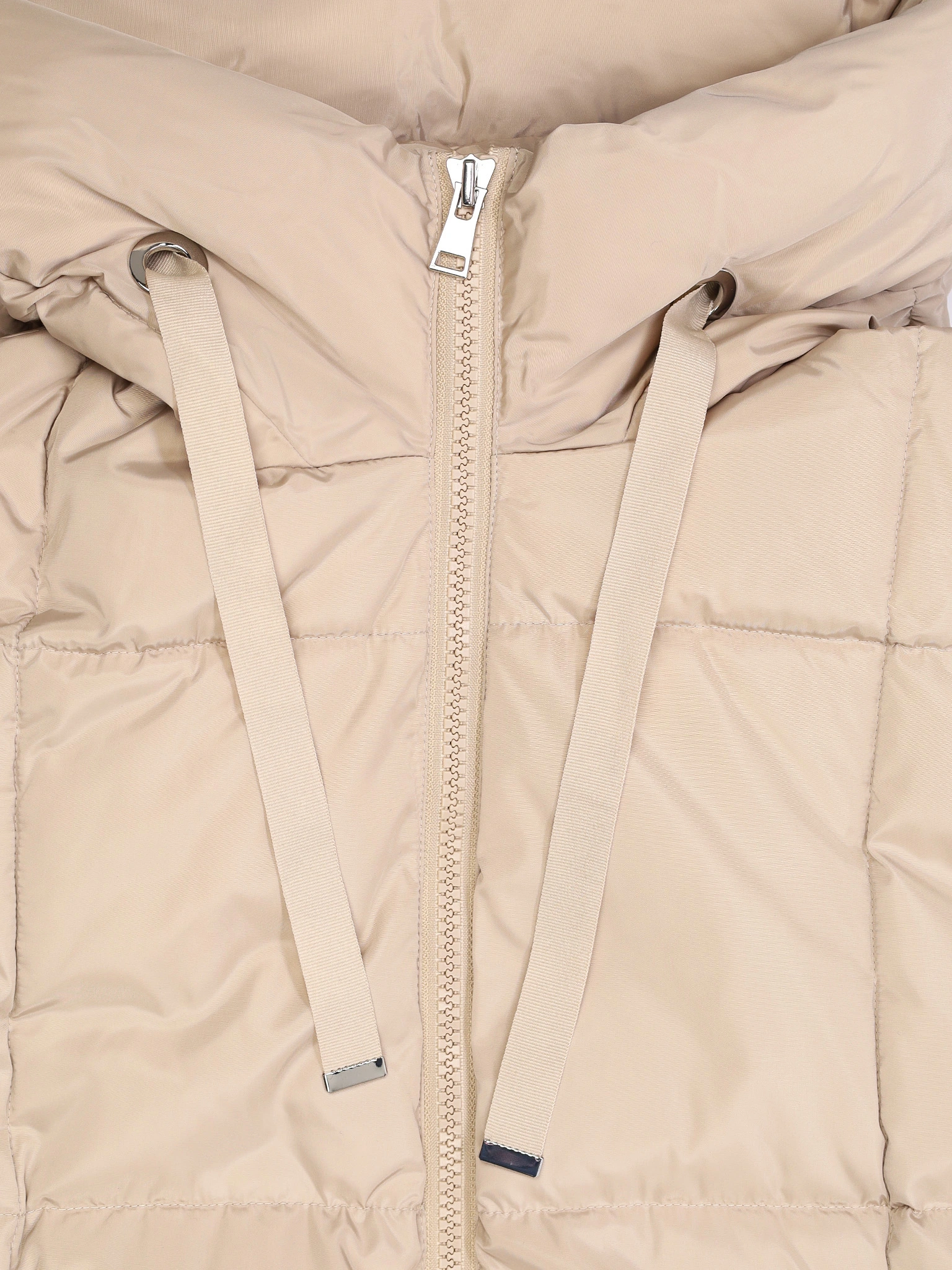 Пуховик с синтетическим утеплителем